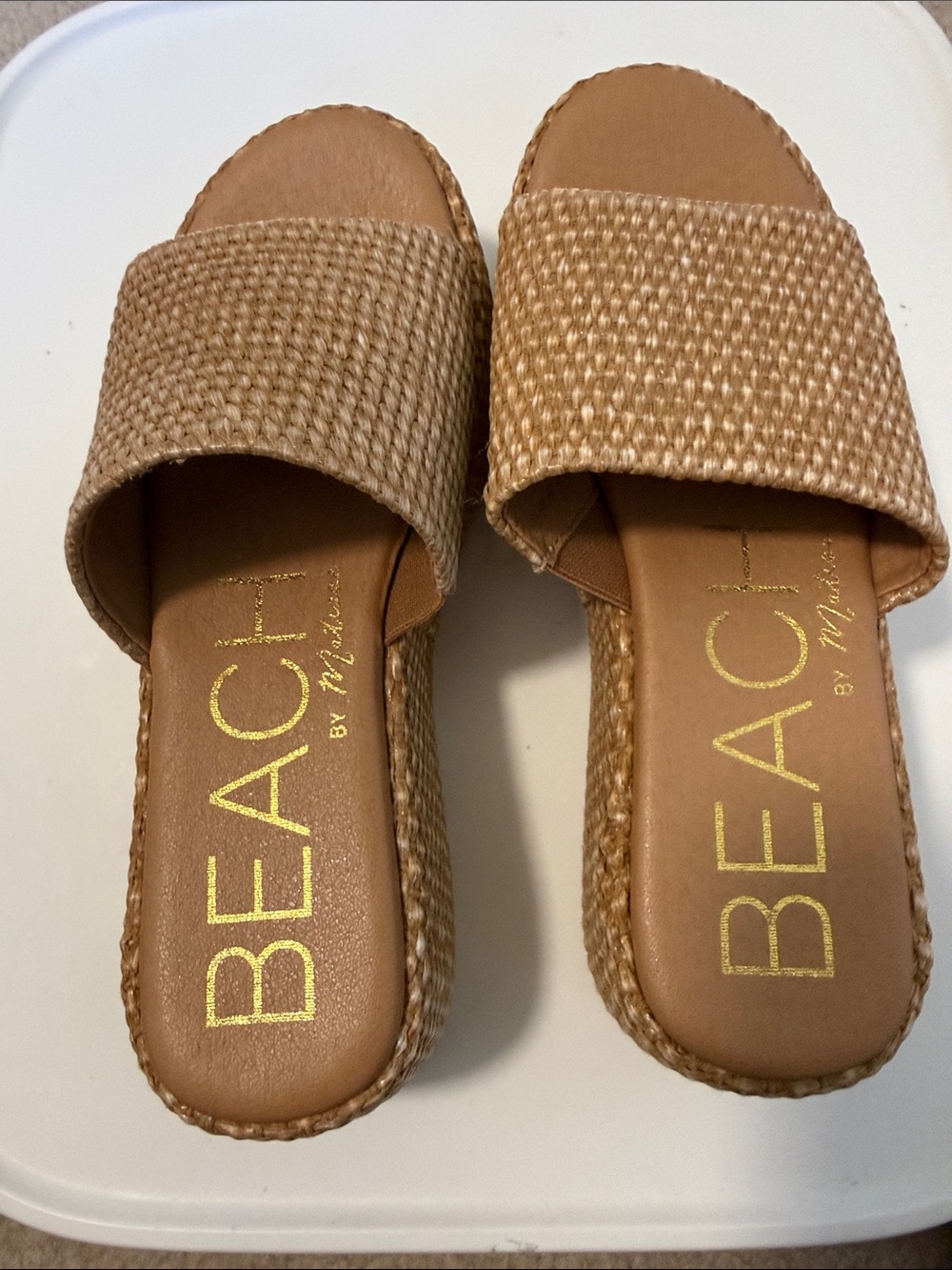 New- Beach by Matisse woven platform sandals. 9